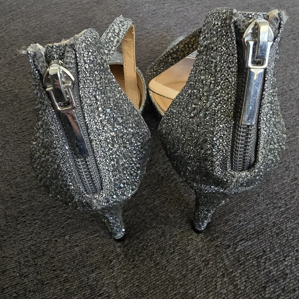 Thalia Sodi Silver Heels with Ankle Straps - Picture 5 of 10